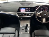 BMW 3 Series Image 4