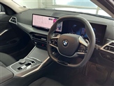 BMW 3 Series Image 6