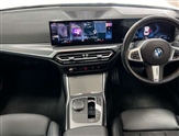 BMW 3 Series Image 4