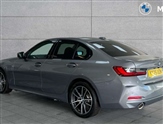 BMW 3 Series Image 2