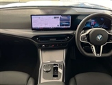 BMW 3 Series Image 4
