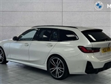 BMW 3 Series Image 2