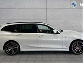 BMW 3 Series Image 3