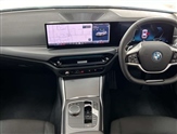 BMW 3 Series Image 4