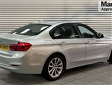 BMW 3 Series Image 3