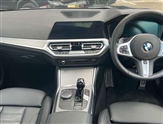 BMW 3 Series Image 4