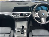 BMW 3 Series Image 4