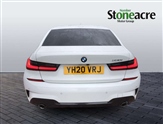 BMW 3 Series Image 4
