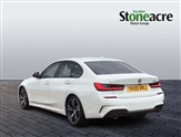 BMW 3 Series Image 5