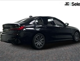 BMW 3 Series Image 2