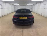 BMW 3 Series Image 4