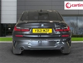 BMW 3 Series Image 6