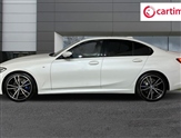 BMW 3 Series Image 3