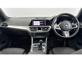BMW 3 Series Image 4
