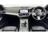 BMW 3 Series Image 4