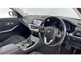 BMW 3 Series Image 6