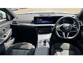 BMW 3 Series Image 1