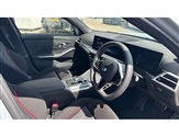 BMW 3 Series Image 3