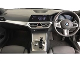 BMW 3 Series Image 4