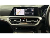 BMW 3 Series Image 6