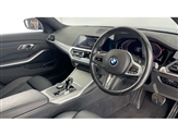 BMW 3 Series Image 6