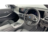BMW 3 Series Image 6