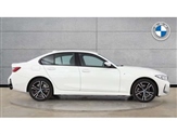 BMW 3 Series Image 3