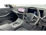 BMW 3 Series Image 6