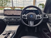 BMW 3 Series Image 6