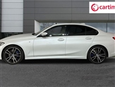 BMW 3 Series Image 3