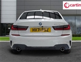 BMW 3 Series Image 6