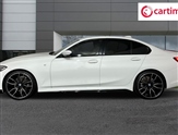 BMW 3 Series Image 3