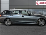 BMW 3 Series Image 2