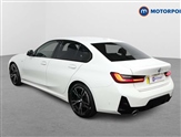 BMW 3 Series Image 5
