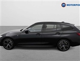 BMW 3 Series Image 4