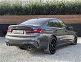 BMW 3 Series Image 5