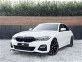 BMW 3 Series Image 1