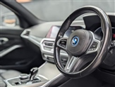 BMW 3 Series Image 2