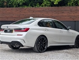 BMW 3 Series Image 6