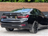 BMW 3 Series Image 3