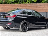 BMW 3 Series Image 4