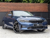 BMW 3 Series Image 4