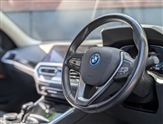 BMW 3 Series Image 2
