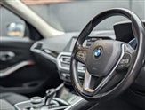 BMW 3 Series Image 2