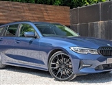 BMW 3 Series Image 4
