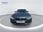BMW 3 Series Image 3