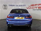 BMW 3 Series Image 4