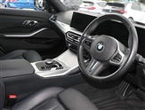 BMW 3 Series Image 6
