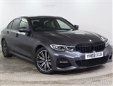 BMW 3 Series Image 1
