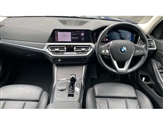 BMW 3 Series Image 4